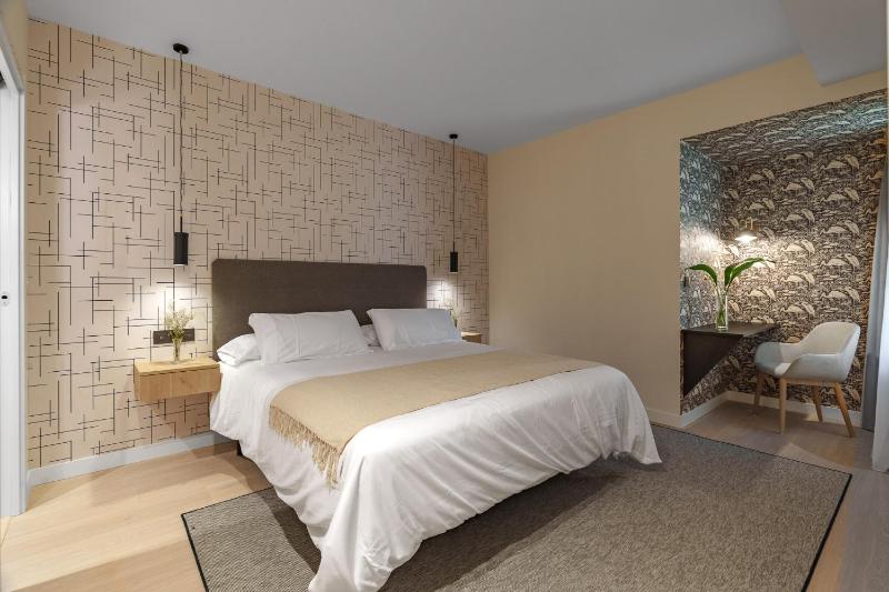 Monthly Triunfo 3 APT by Sweet Home San Sebastian Rentals - image 4