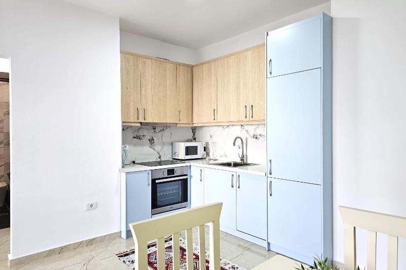 One Bedroom Apartment In Saranda - 001 - Happy Rentals - image 9