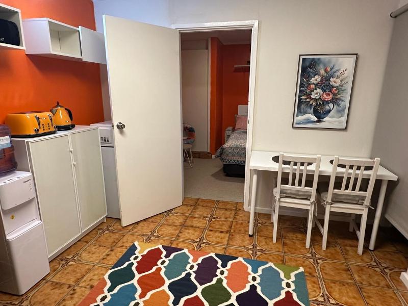 Cozy private Sleep Go Room with a private toilet - NO shower - Free Parking - image 16