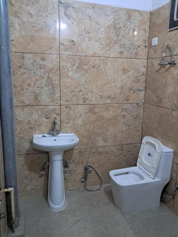 PLAY HOTEL PREET RESIDENCY couple friendly - image 11
