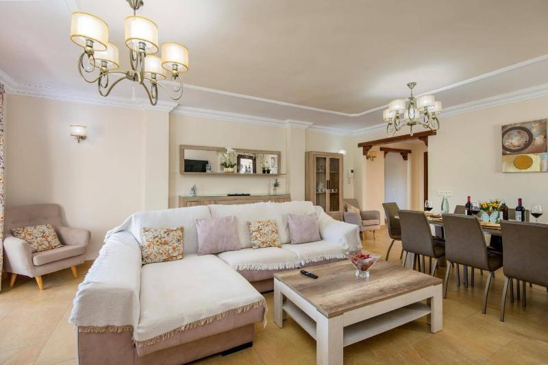 Villa Lara Pinta by Villa Plus - image 35