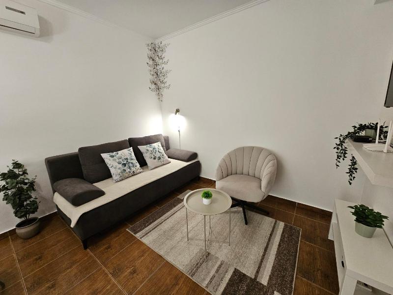 Zoli Apartmanok-Maya Kölcsey 34-36 - image 19