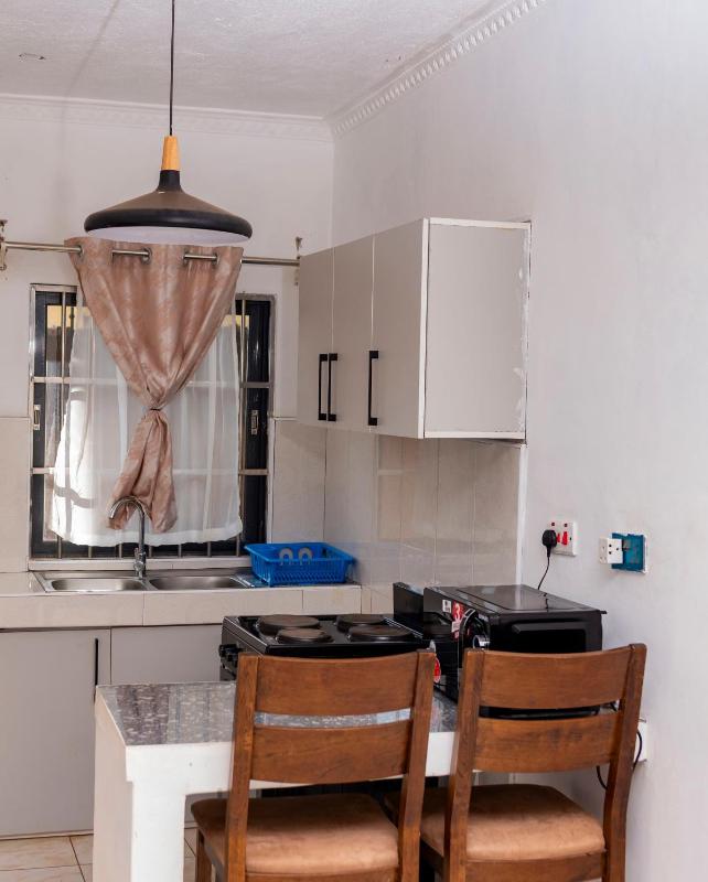 Mlambe Executive Apartments - image 5