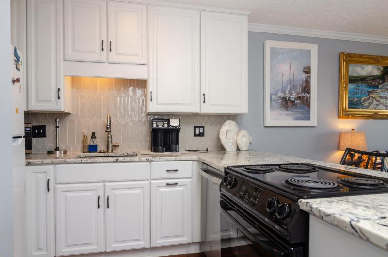 Million Pebbles by Bryant Real Estate - image 11