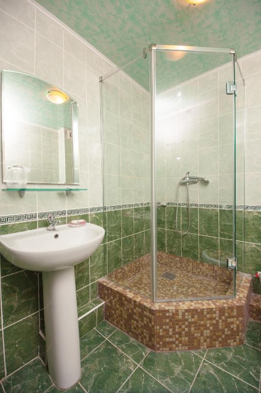 Standard Single Room image 3