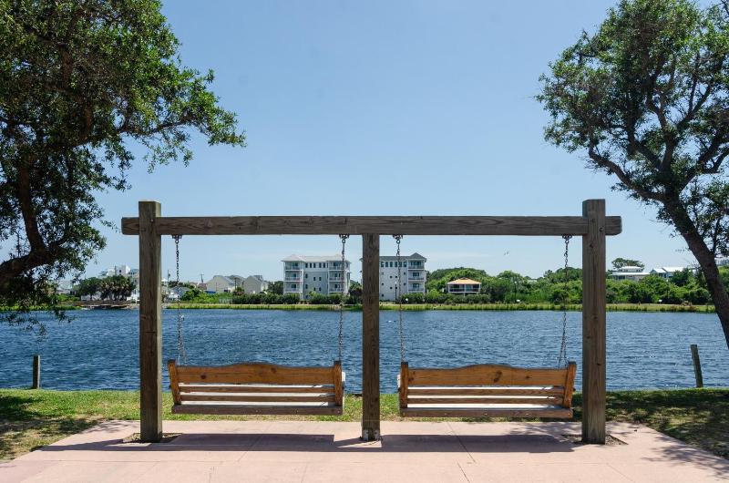 Sea Inn Dreams by Bryant Real Estate - image 2