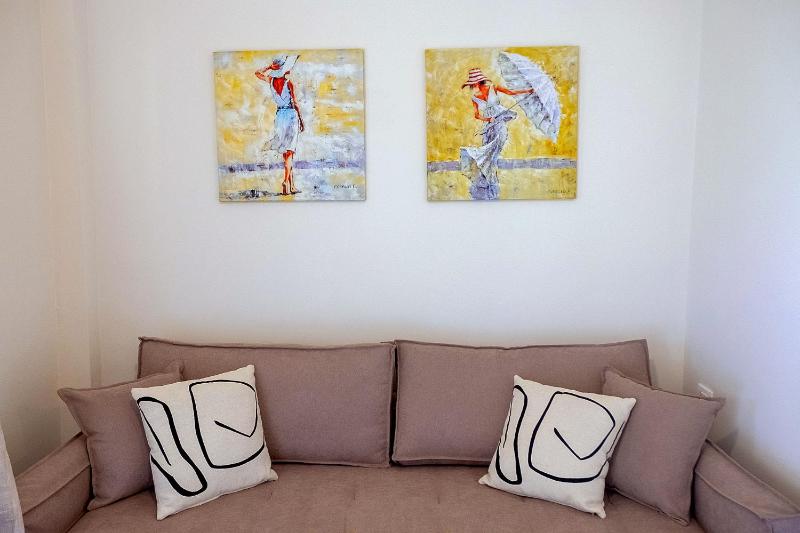 Rousis Studios - image 23