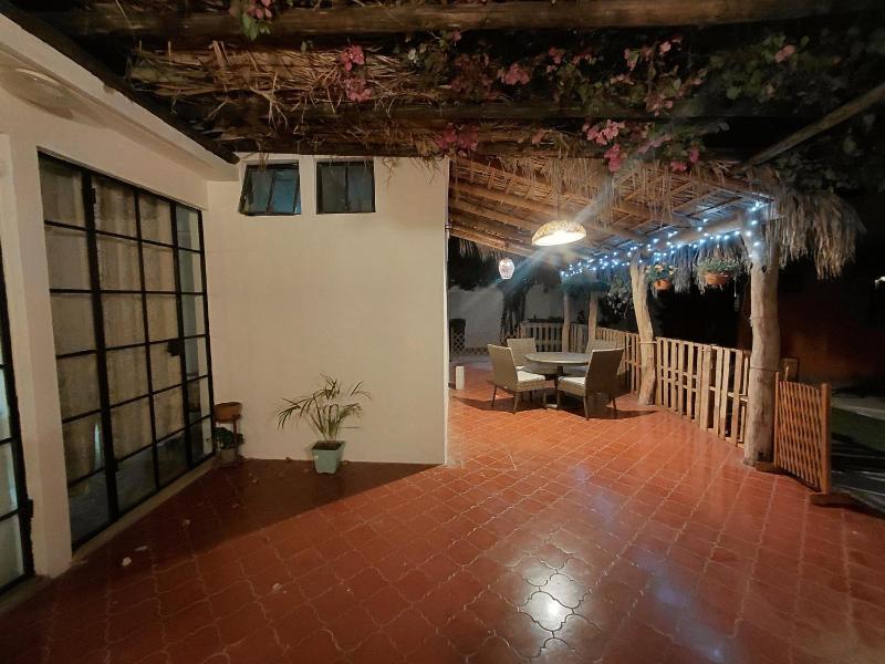 Casona Vintage con encanto histórico y Patio de Arte en el Centro - image 25