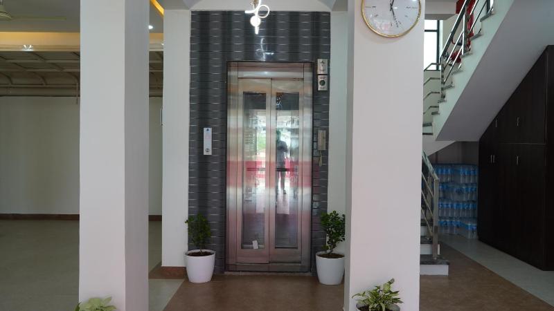 Hotel Otel Besa - image 24