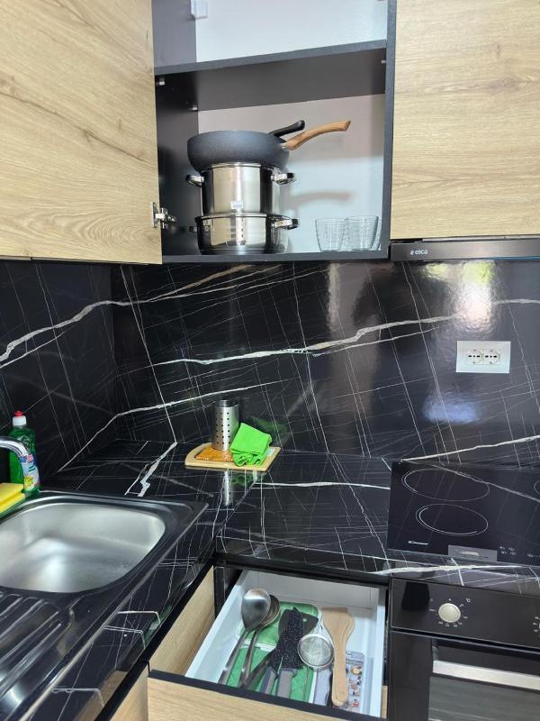 Mali i Robit Apartments - image 11