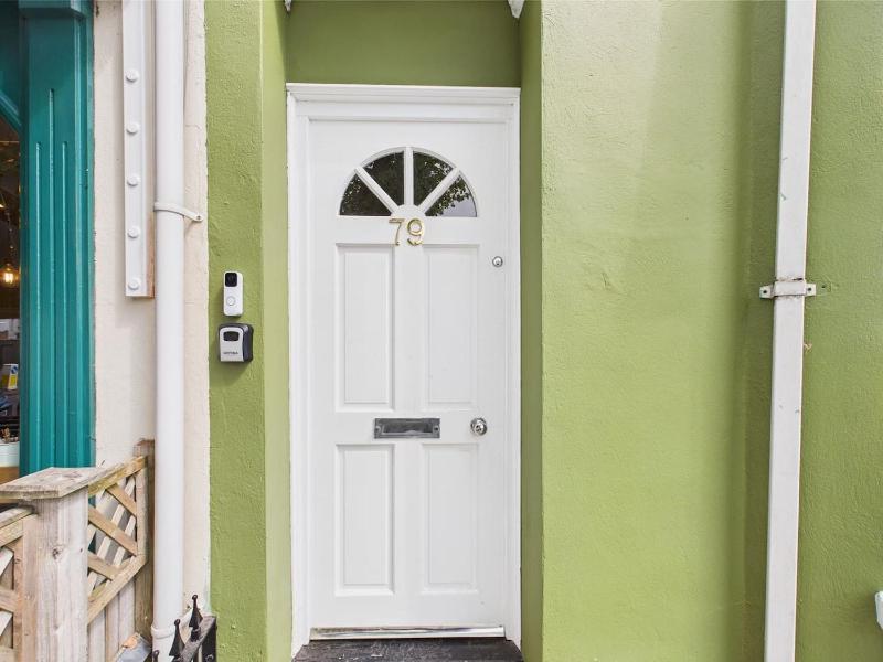 Queens Road by Signature Stays - Modern - Central - image 42