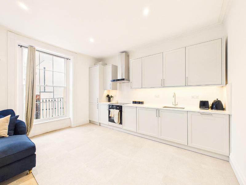 *NEW* Artisan Court | Central | Modern | Parking - image 19