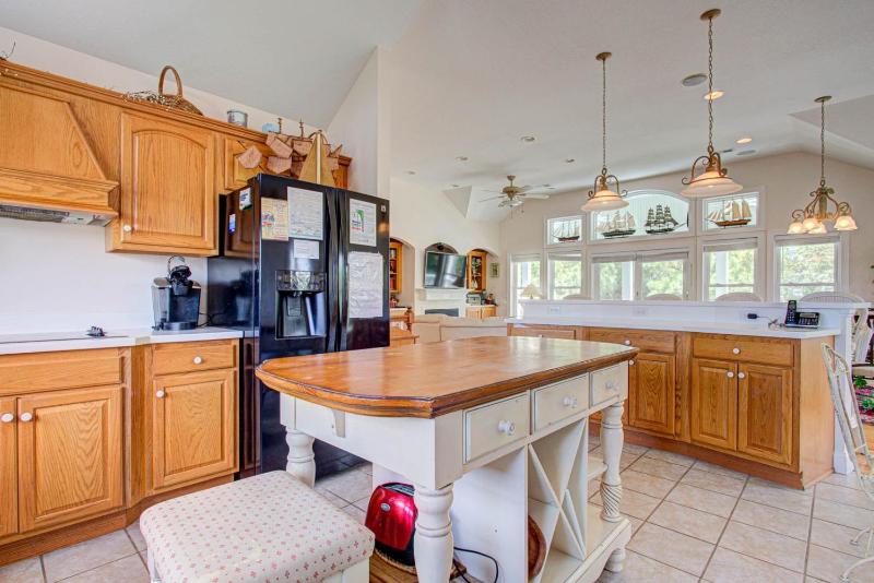 6085 - Woodstock - image 12