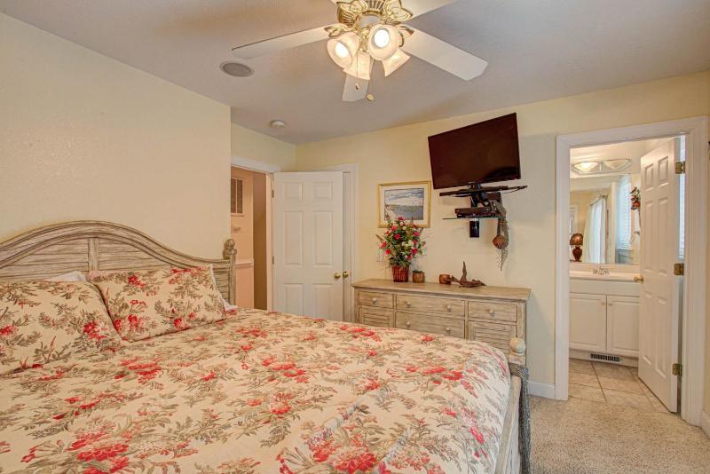 6085 - Woodstock - image 24