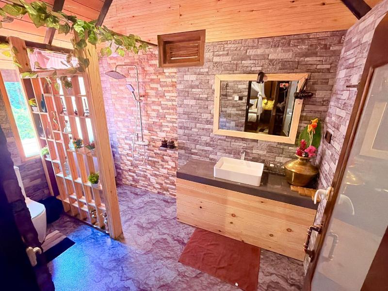 Cinnamon River Cabana - image 20
