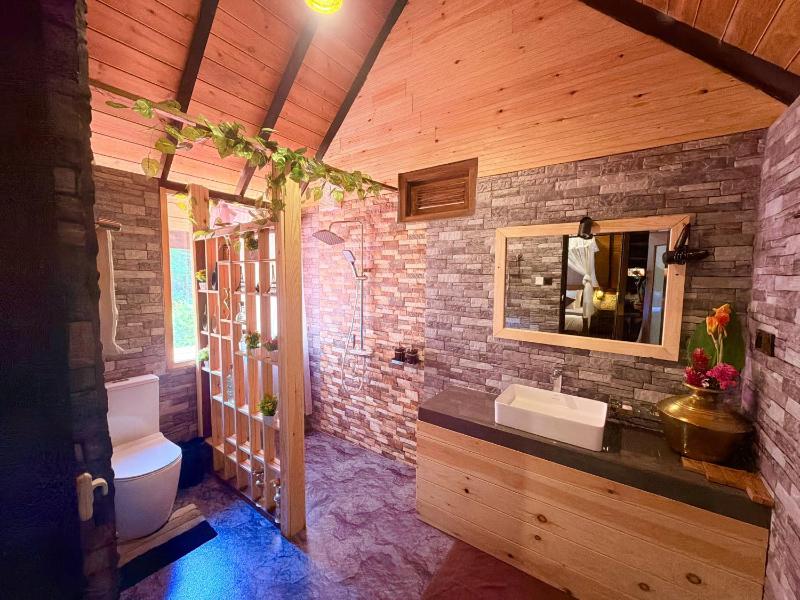 Cinnamon River Cabana - image 26