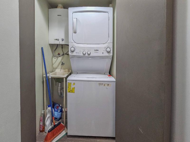 Apartamento moderno y centrico - image 5