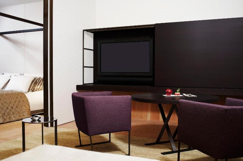 Exclusive SPA Suite image 3
