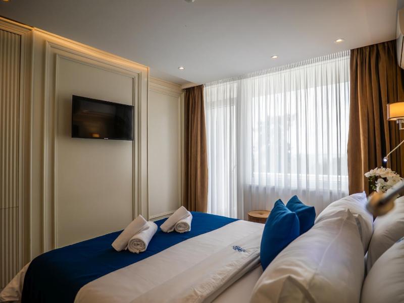 Hotel Belvedere - image 36