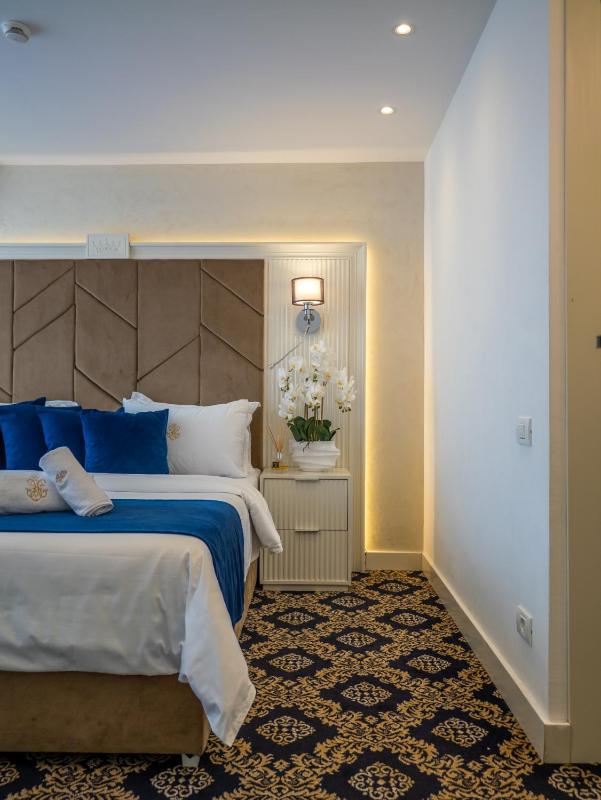 Hotel Belvedere - image 20