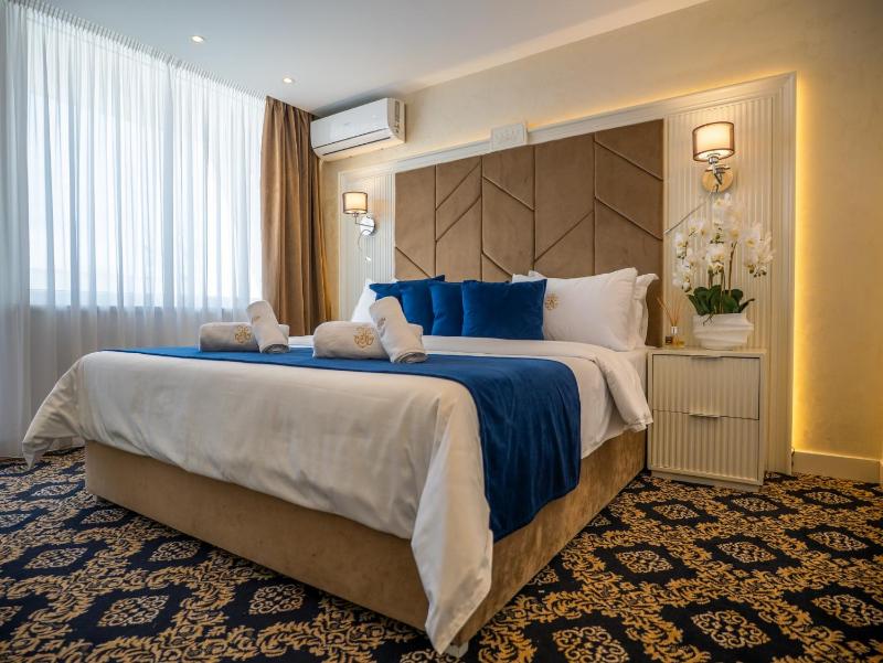 Hotel Belvedere - image 41