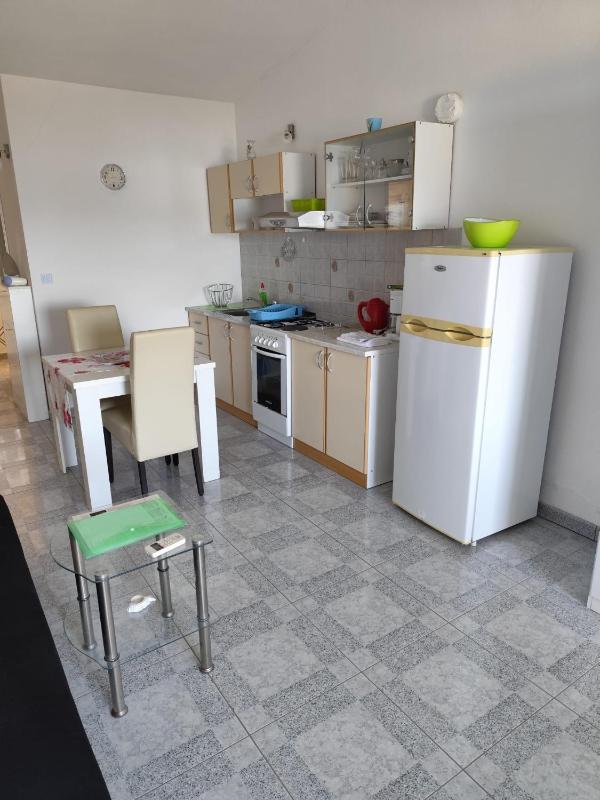 Apartments with parking space Bol Brac - 27896 - image 10