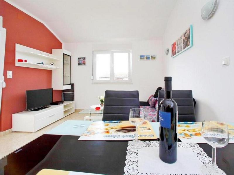 Apartments Kristina - image 9