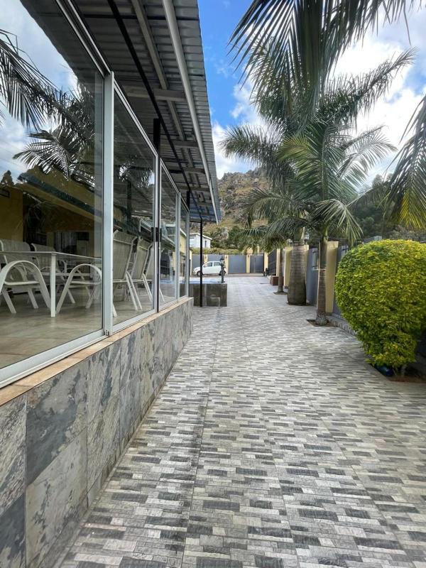 Spacious Executive Stay in Waterford Park - image 8