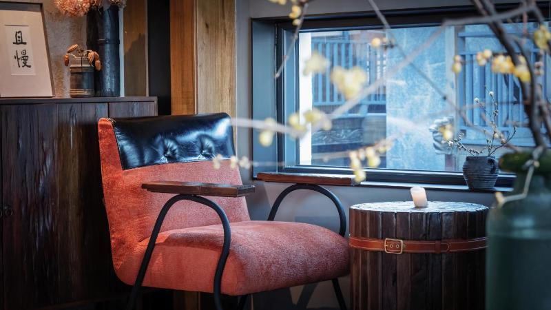 SUYAN - Chinese Tea Atelier & Boutique Courtyard - Handcrafted Chinese Afternoon Tea & Panoramic Café - Contemporary Chinese Design - image 21