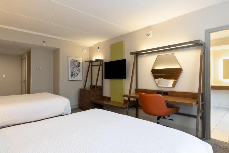 Holiday Inn Express Charleston US Highway 17 & I-526 By IHG - image 45