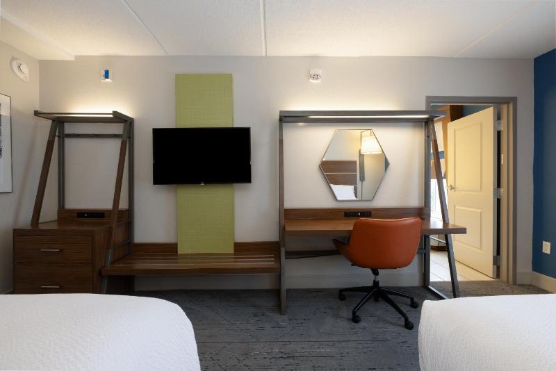 Holiday Inn Express Charleston US Highway 17 & I-526 By IHG - image 41