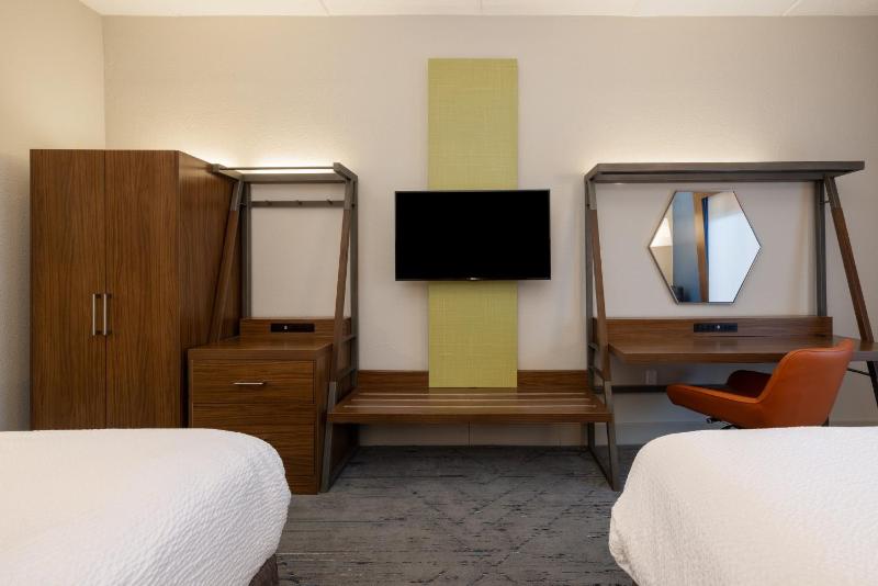 Holiday Inn Express Charleston US Highway 17 & I-526 By IHG - image 31