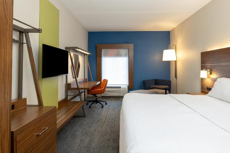 Holiday Inn Express Charleston US Highway 17 & I-526 By IHG - image 38