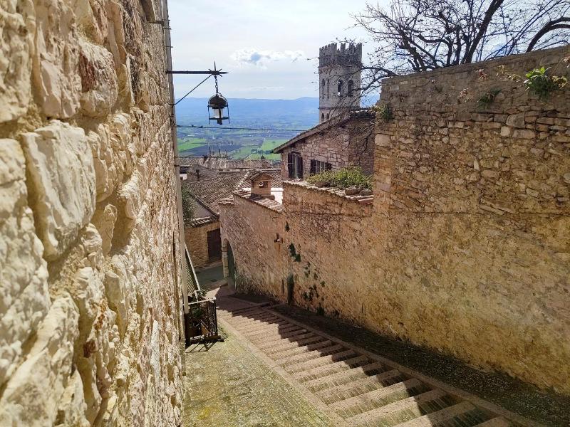 La Suite di San Rufino by MyAssisiSuite - Vicino a San Carlo Acutis - Dormi in una Casa del '400 - 75 mq PIANO TERRA NO Barriere Architettoniche - 2 Veri Letti Matrimoniali Zero Divani Letto - LIVE CHECK-IN No Key Box 2 Real Beds - Mówimy po polsku - image 28