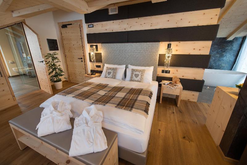 Prestige Suite image 4