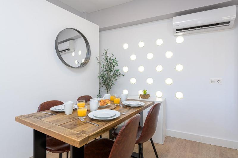 Holiday Apartment Cisneros in Malaga City by Solaga Holiday Homes - image 6
