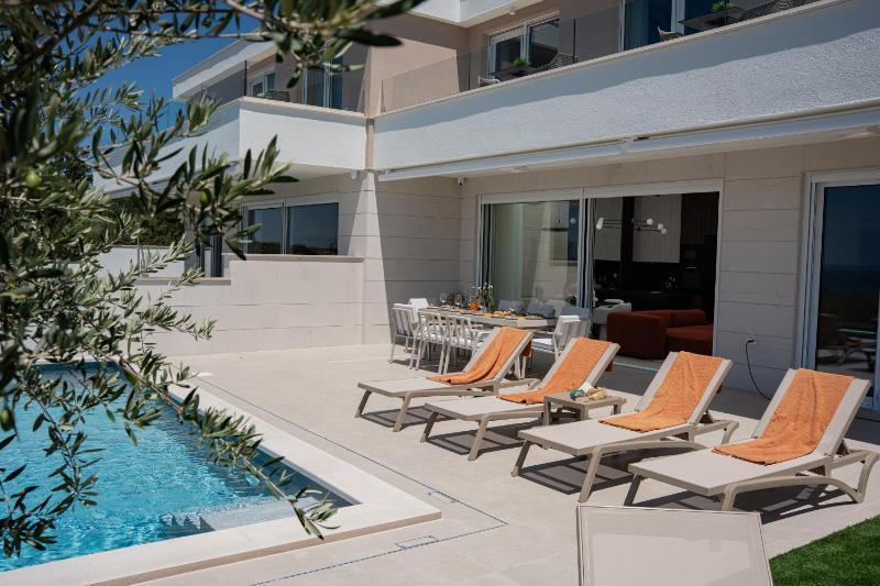Pool Villas Pastura - image 21