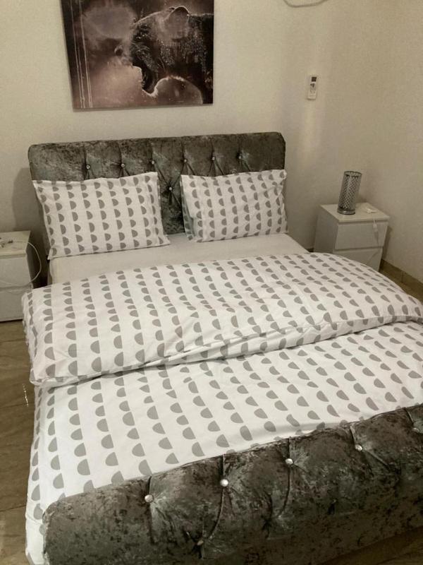 Rashlie apartment - image 8