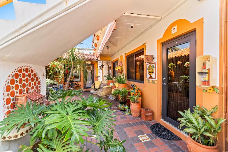 Blue Seas Courtyard - image 33
