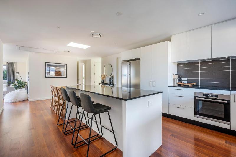 Lakeview on Landsborough - image 16