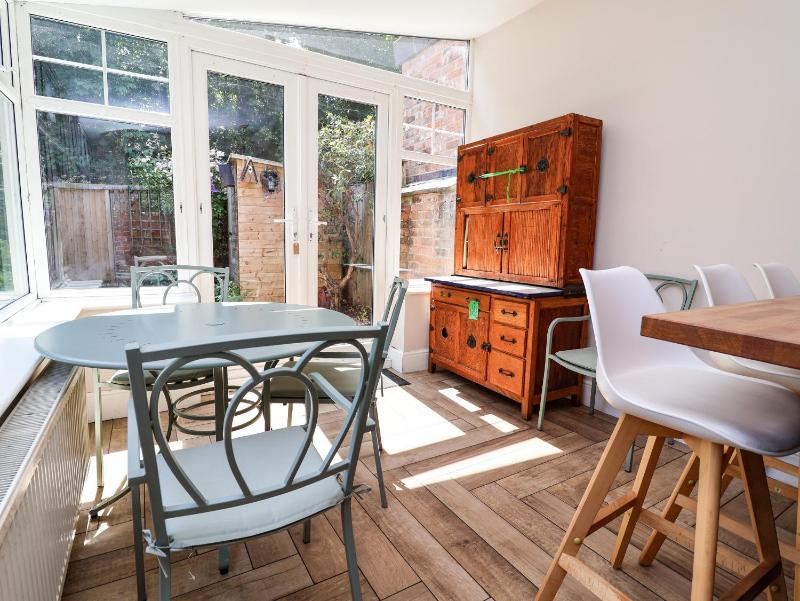 45 Brook Lane - image 16