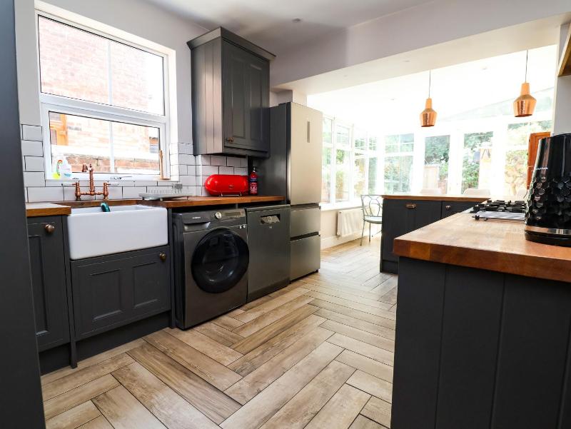 45 Brook Lane - image 20