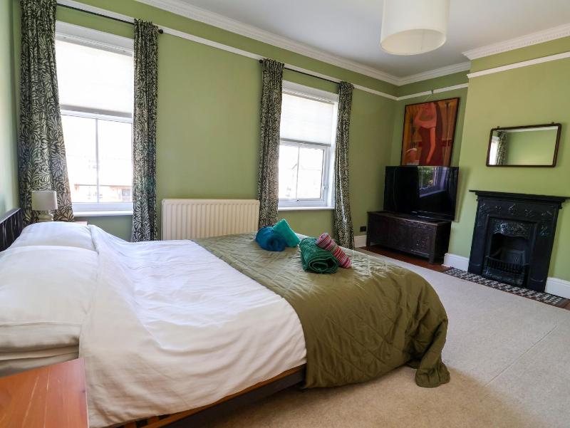 45 Brook Lane - image 33