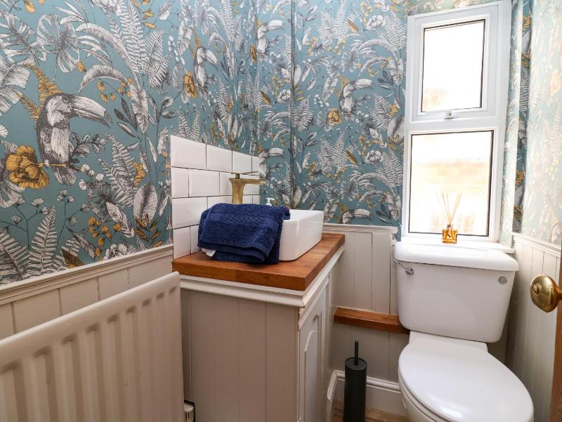 45 Brook Lane - image 27