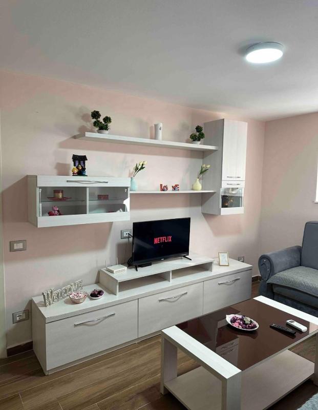 Lovely one bedroom flat in Durres - image 7