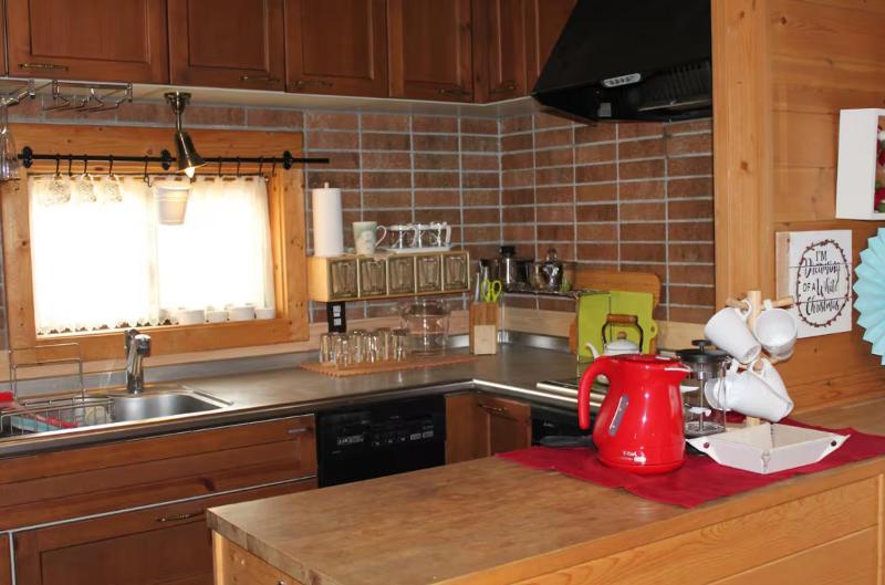 Alpine Chalets Hakuba - image 29