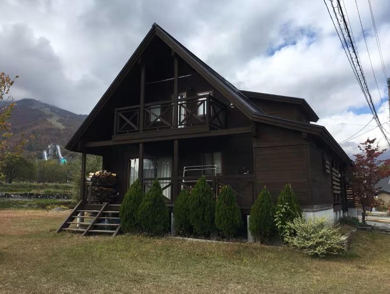 Alpine Chalets Hakuba - image 33