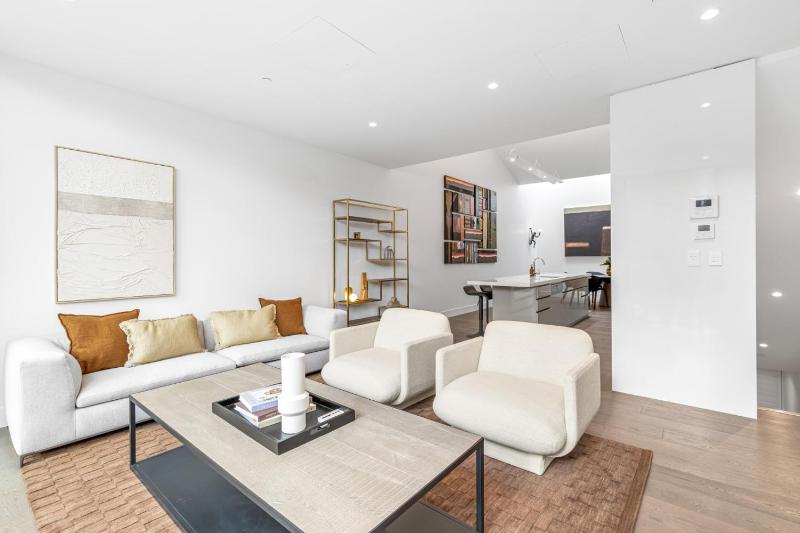 Wynyard Residence 3-Level Townhouse - image 15