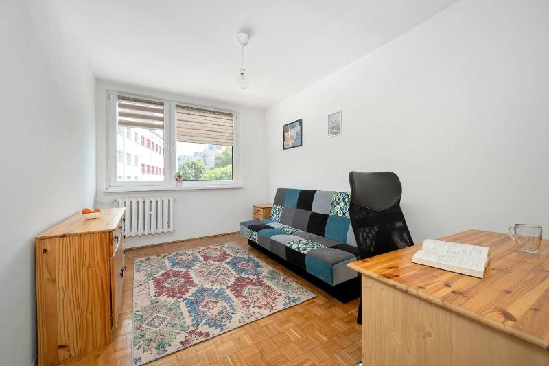 Spacious Apartment for Friends with Balcony & Workspace by Noclegi Renters - image 21