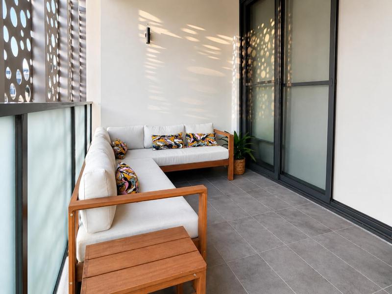 Modern 2BDR Retreat walk to Metro and Macquarie - image 11